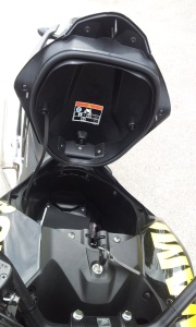 Honda NC700X - Vano portacasco