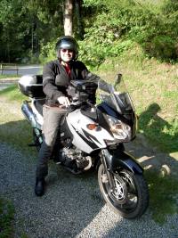Suzuki VStrom 650 in Val di Genova